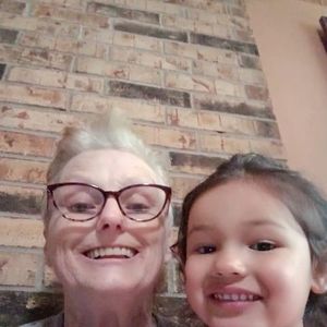 Meet your Posher, Sheila